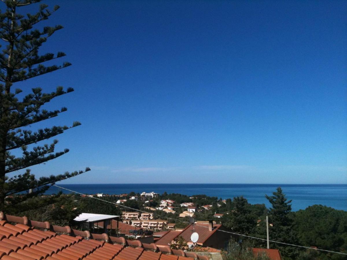 Stanza In Villa Con Giardino Vista Mare Чефалу Экстерьер фото