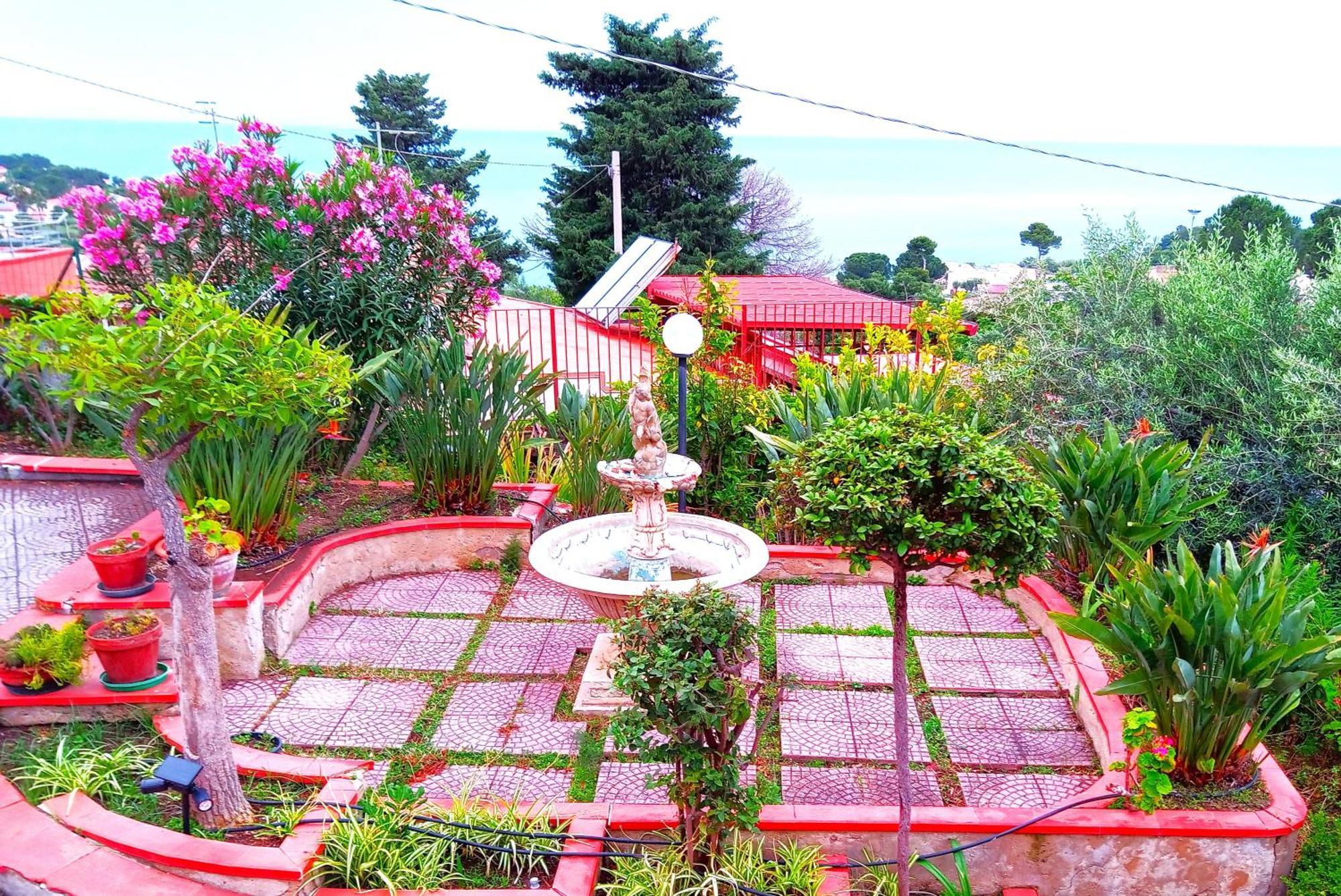 Stanza In Villa Con Giardino Vista Mare Чефалу Экстерьер фото