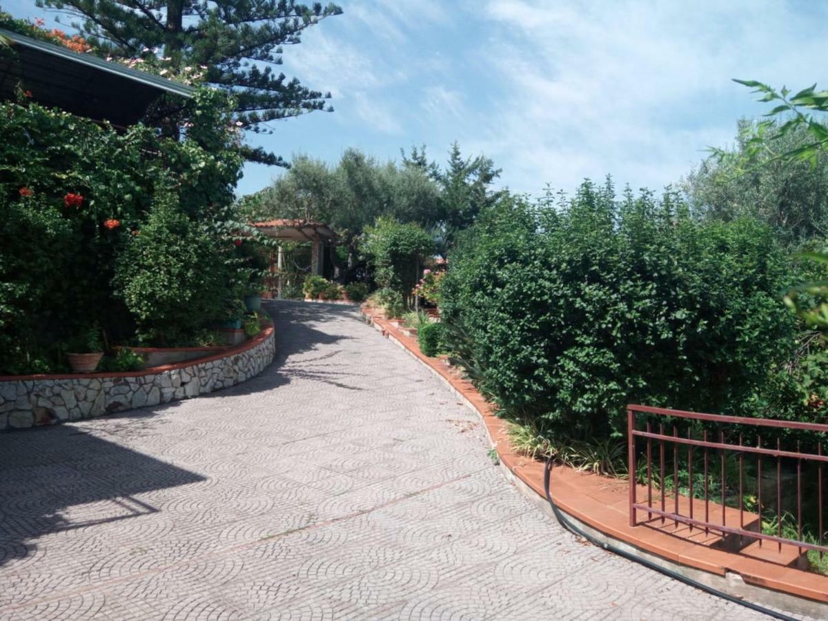 Stanza In Villa Con Giardino Vista Mare Чефалу Экстерьер фото